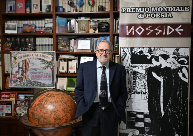 LA BIBLIOTECA DI STORIA UNIVERSALE DI PASQUALE AMATO